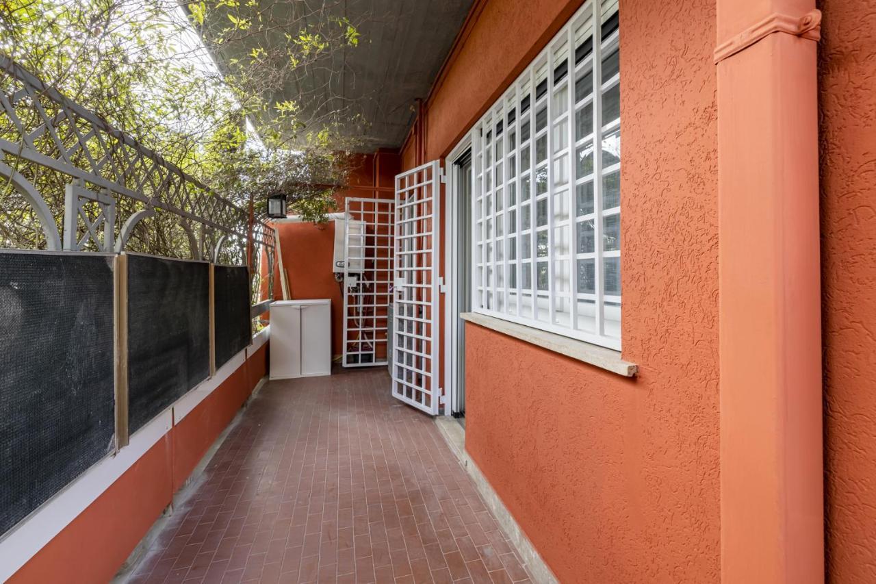 Luminoso Appartamento Con Terrazzo A La Storta Rome Exterior photo